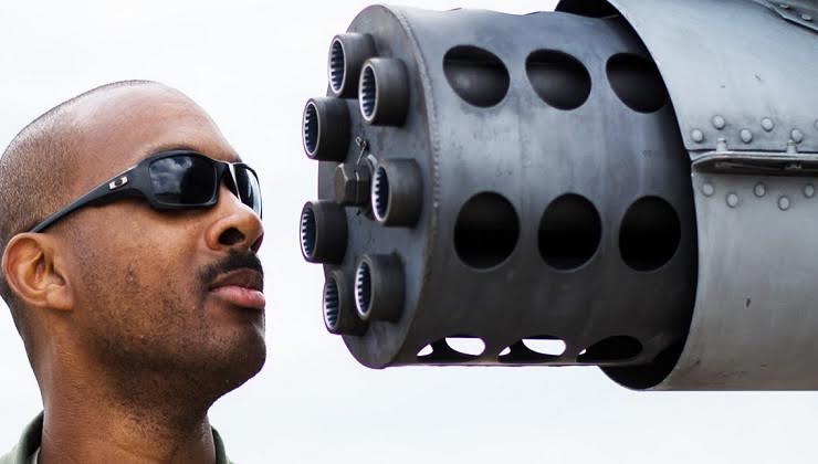 Feeding the most Monstrous Plane Ever Invented: A-10 Thunderbolt Loading/Firing