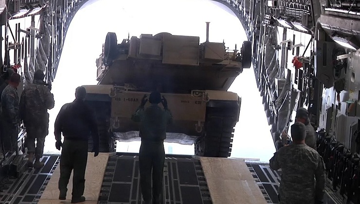 Flying Tanks in the US Military C17