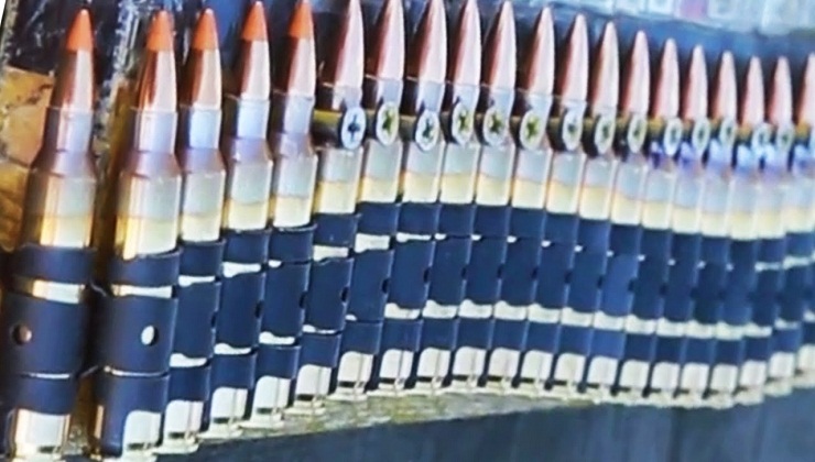 Japanese Soldiers show their Military Skills with US Regiment