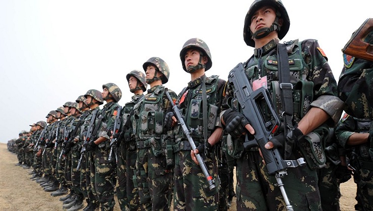 China Military sends Warning to US Military in Military Exercise