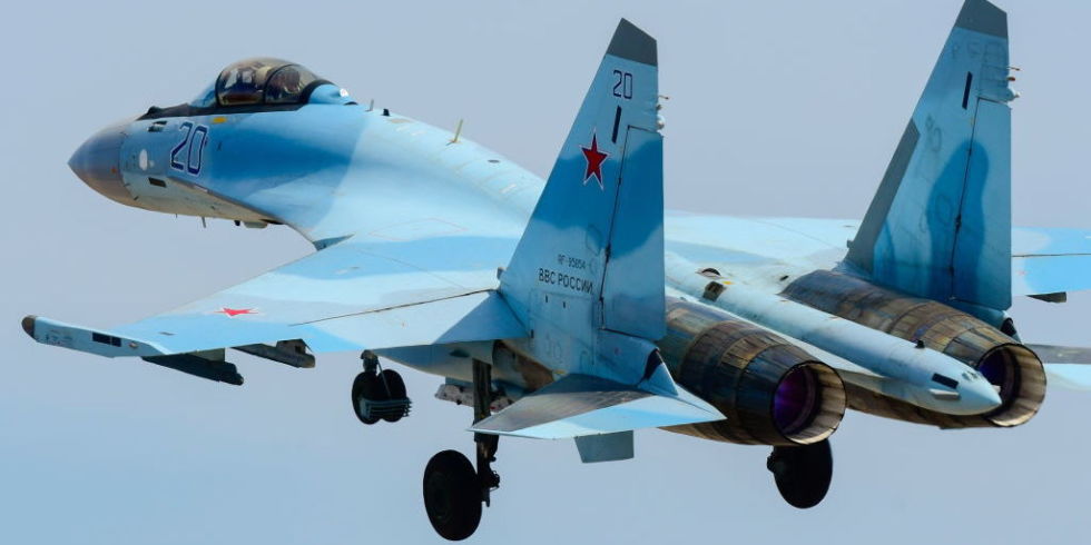 Russia sends its Most Advanced Fighters to U.S. Coast