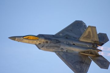 Top 10 Best Fighter Aircraft in The World ( Video )