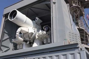 Laser Weapon System (LaWS) demonstration aboard USS Ponce (Video)