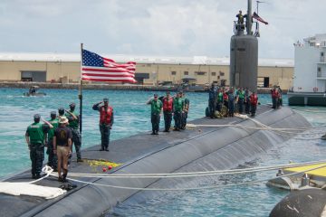 Life on a U.S. Navy Submarine ( Video )