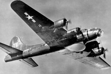 American B-17 and B-24 Bombers Over the Eastern Front | 1944  (Video)