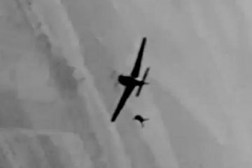 Fighter Kills: Original Fighter Gun Camera Footage from WW2 ( Video )