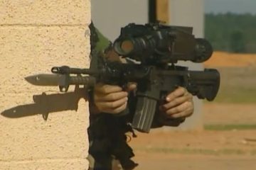 Modern Firearms: Super Guns of Today and Tomorrow ( Video )