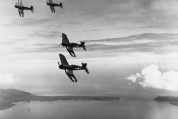 Flying the Vought F4U “Corsair” Fighter (1944)