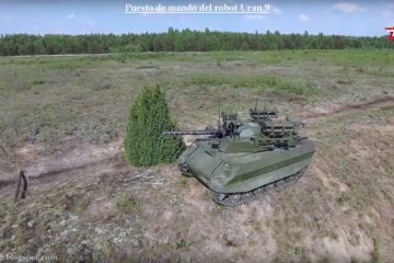 The Uran 9 : A Russian Combat Robot armed with a Cannon