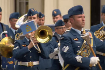 Royal Canadian Air Force Guards the Queen