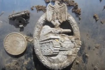 A Video Compilation of Eastern Front WW2 Battlefield Finds