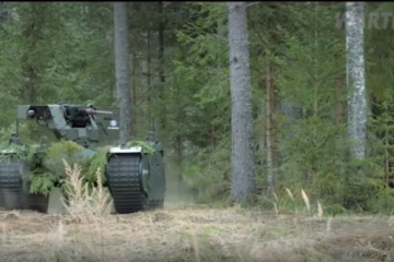 A new Robot will be able to stealthily approach an Enemy Tank – and Destroy it.