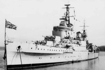 HMS Newcastle, British light cruiser, WW2