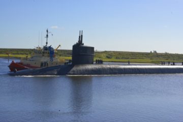US Navy Submarine – USS Tennessee – Dry Dock Time Lapse