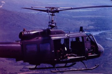 Vietnam helicopter pilots describe the war from the cockpit