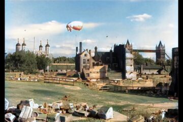Extremely rare, spectacular film about London during WW-II in color [A.I. enhanced & colorized]