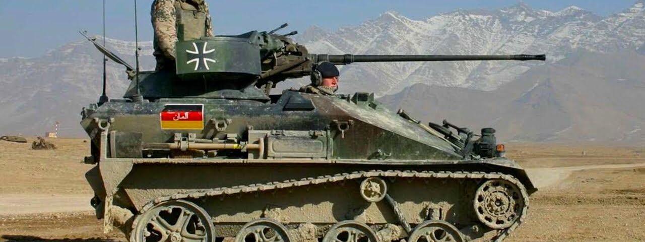 10 Smallest TANKS in the World