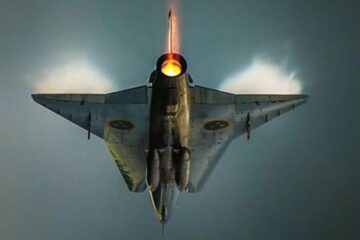 Enter the Draken – How Sweden Built a Double Delta Masterpiece | SAAB J35 DRAKEN